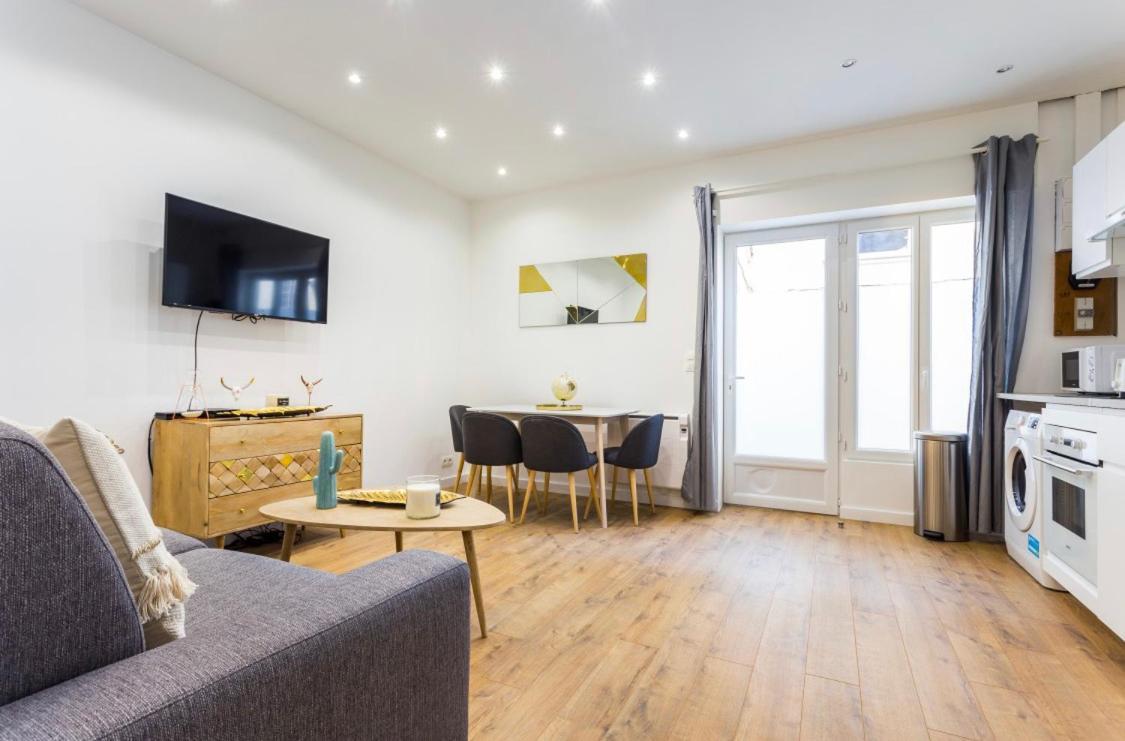 CMG Amazing apartment -II- Bastille-Voltaire Parigi Esterno foto